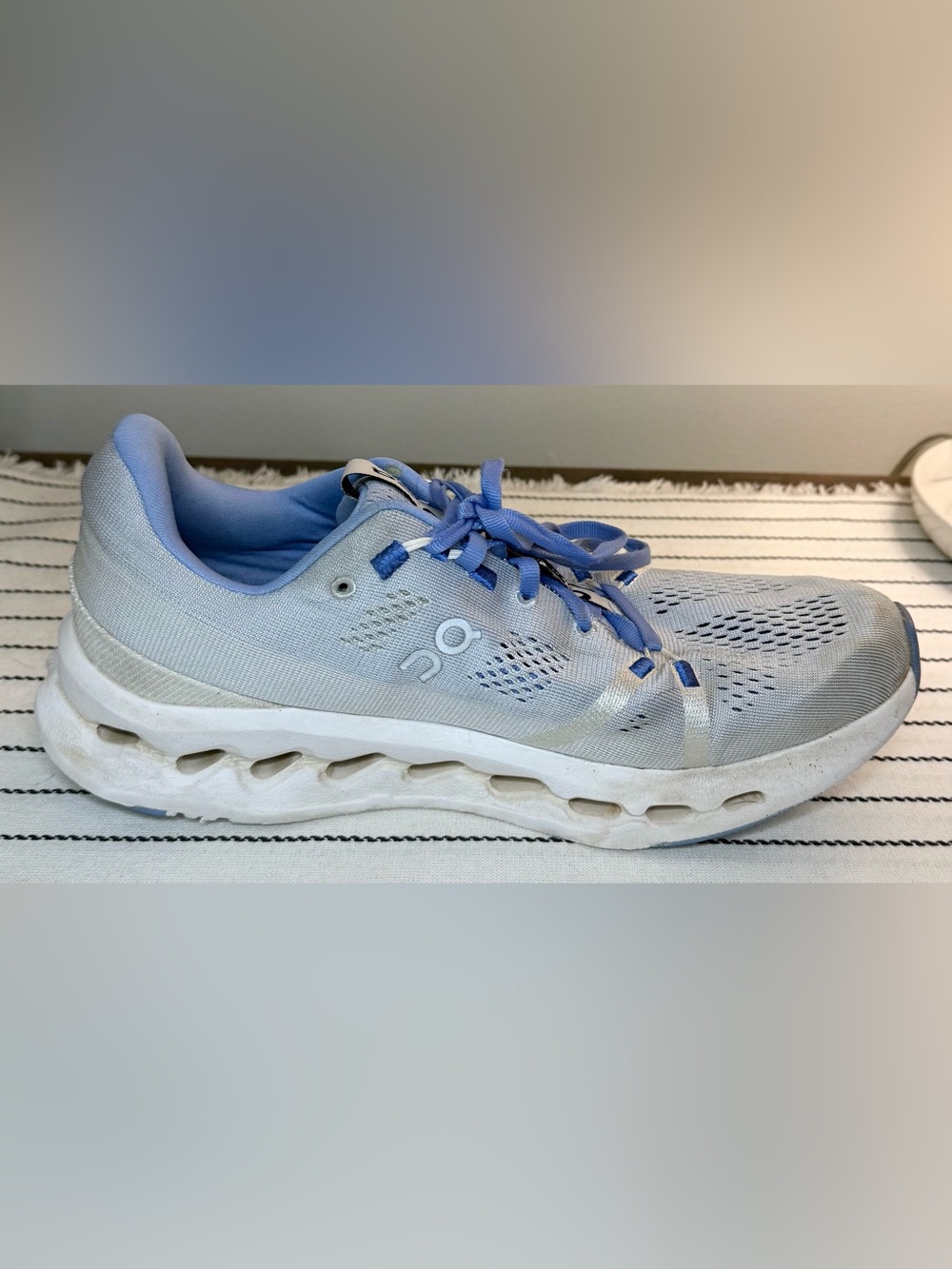 On Running Women's Shoe Size 10